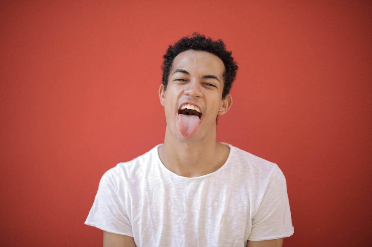 Tongue Posture: What It Reveals and How It Affects Overall Health