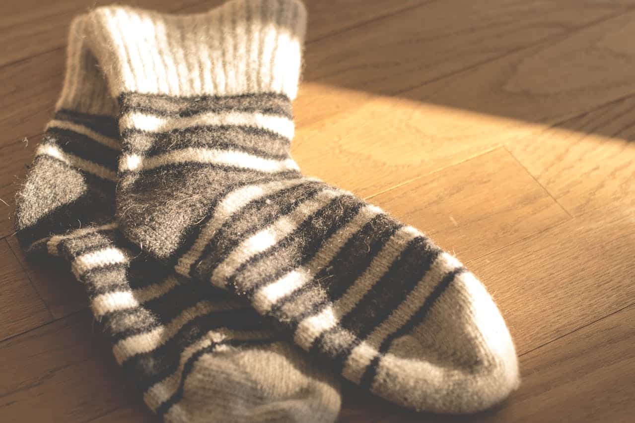Are My Socks Impacting My Health? The Role of Clothing Materials in Wellness