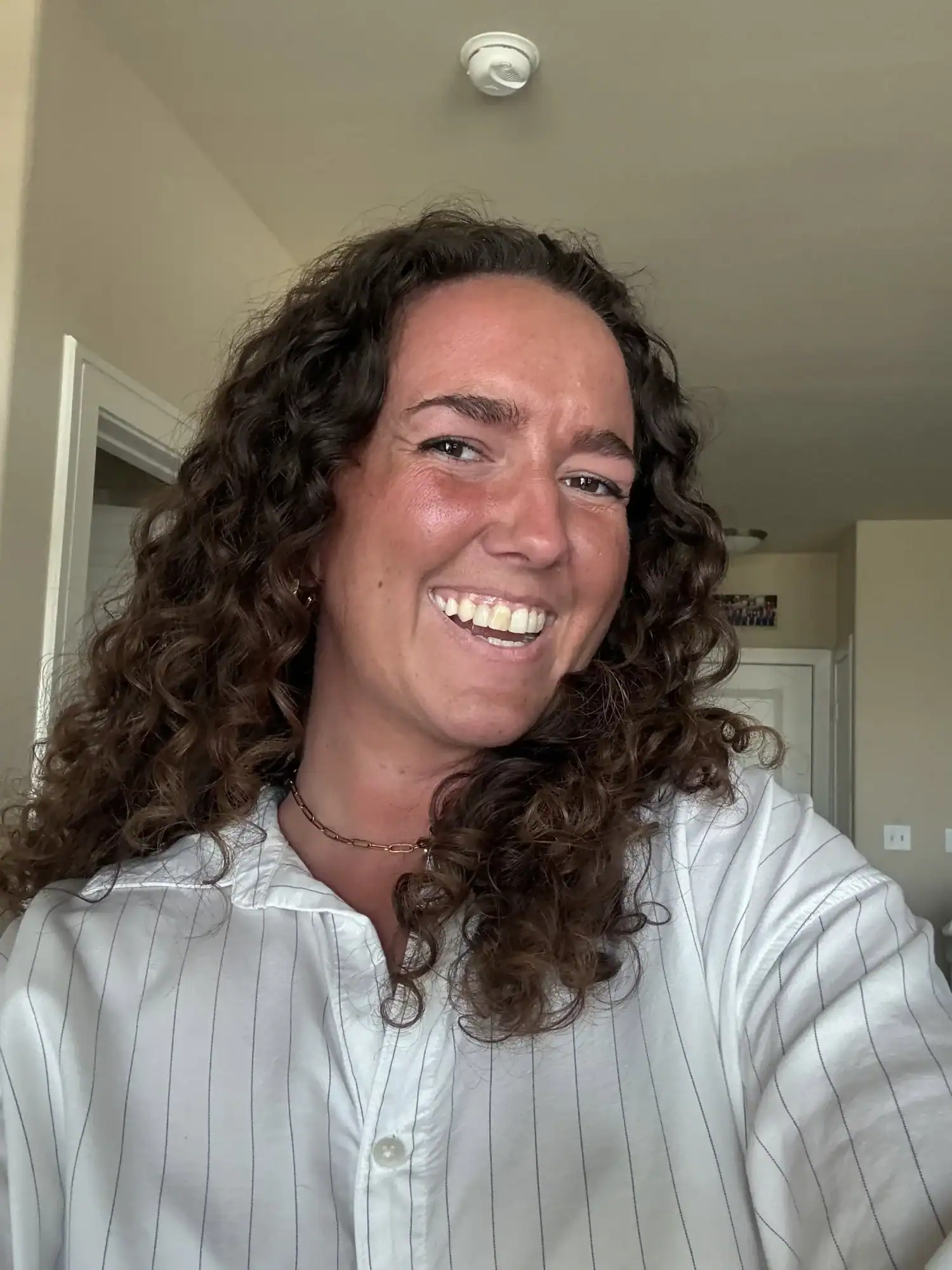 Photo of Dr Erin Van Veldhuizen
